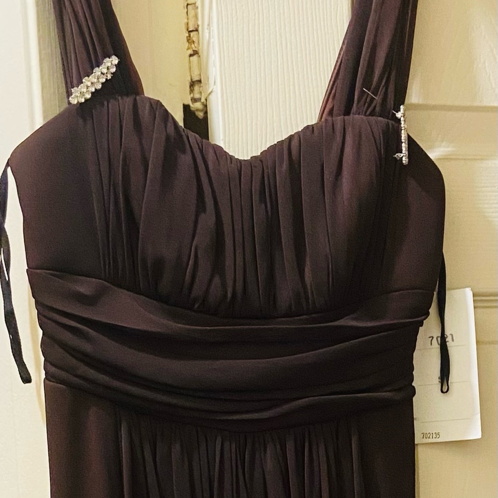 Stunning long brown dress